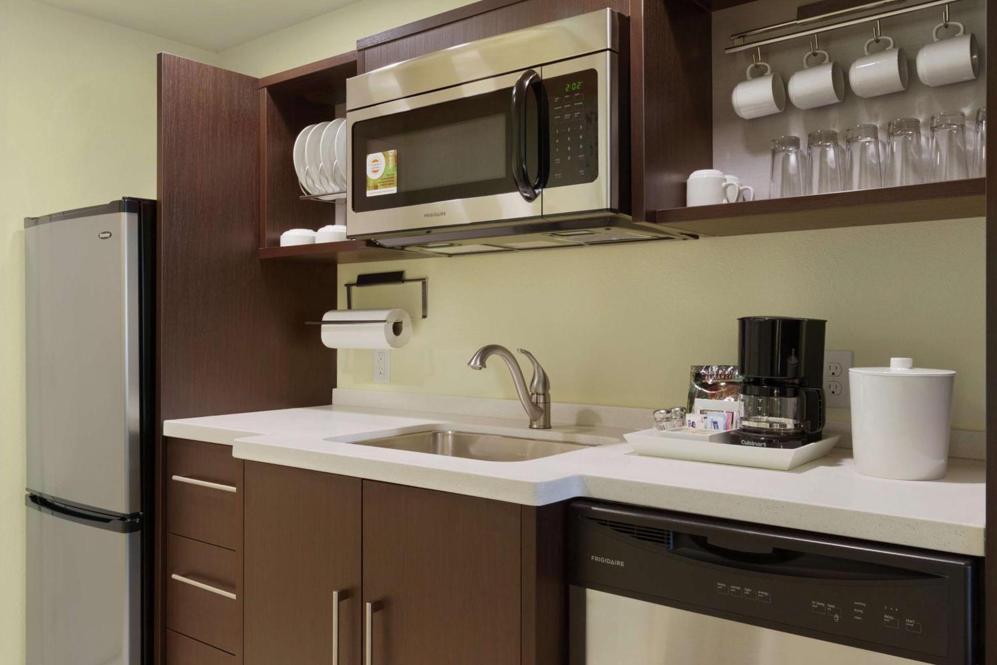 Hotel Home2 By Hilton Youngstown