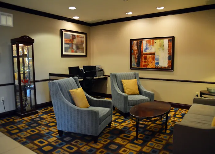 Home2 Suites By Hilton Youngstown